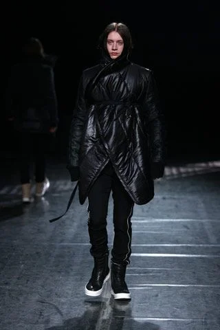 Look 30